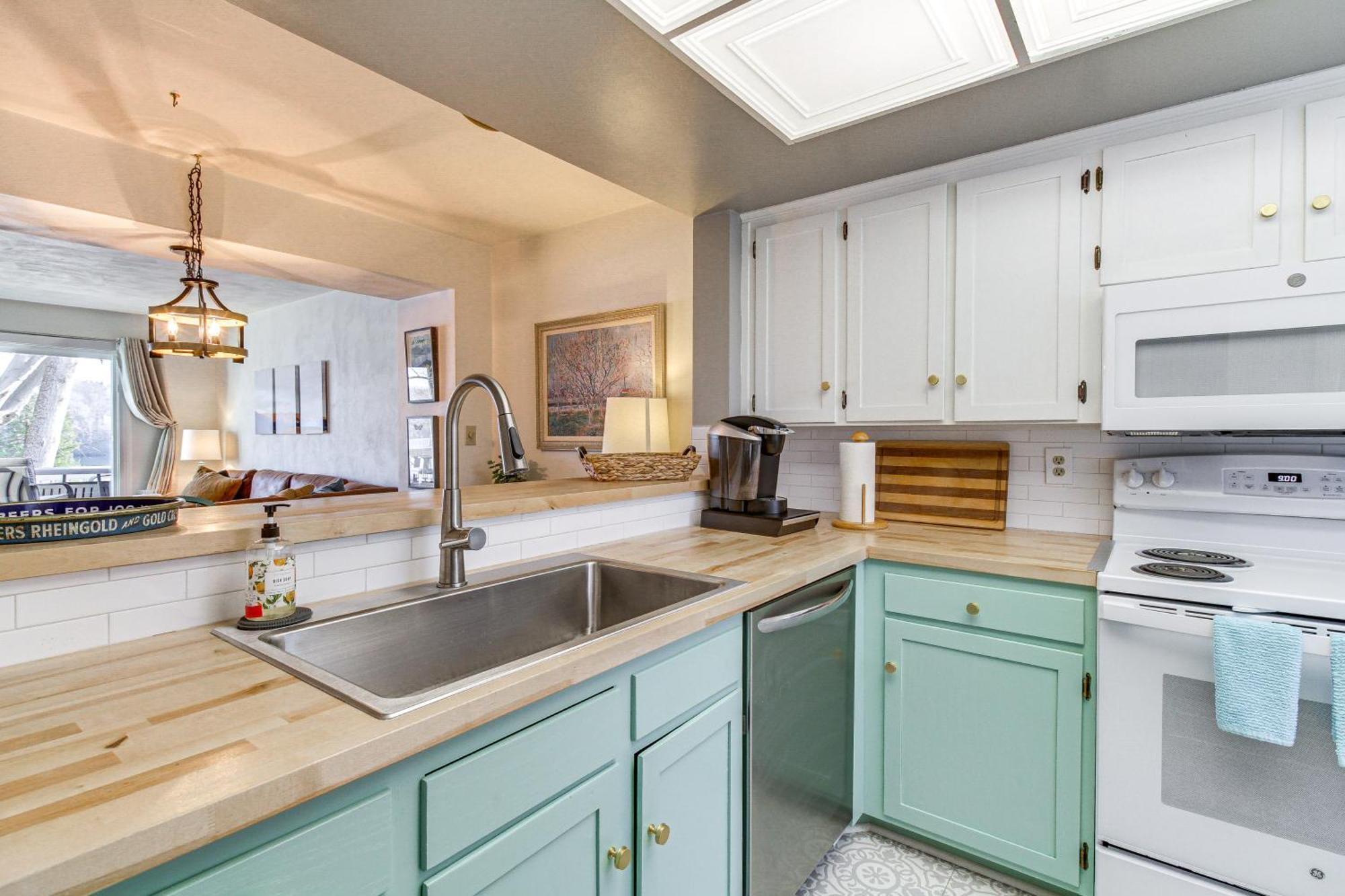 Lakefront Moneta Home With Community Boat Dock! Exterior foto