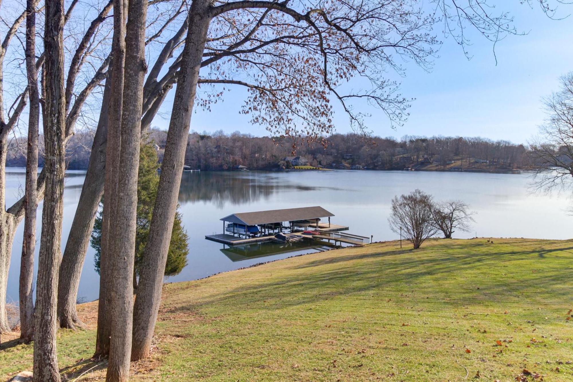 Lakefront Moneta Home With Community Boat Dock! Exterior foto